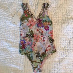 SAN LORENZO ONE PIECE. NWT